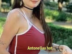 Antonellaa_hot