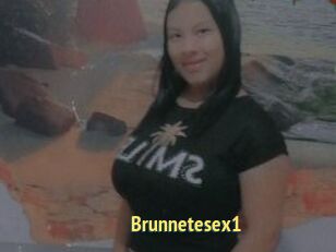 Brunnetesex1