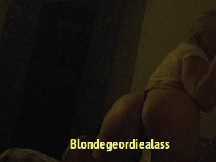 Blondegeordiealass