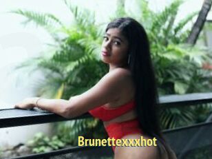 Brunettexxxhot