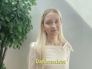 Dareleneclose