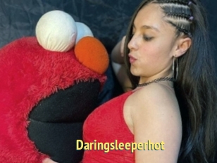 Daringsleeperhot