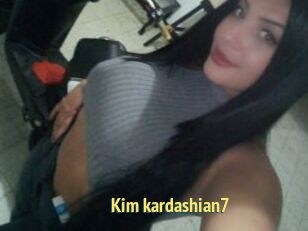 Kim_kardashian7
