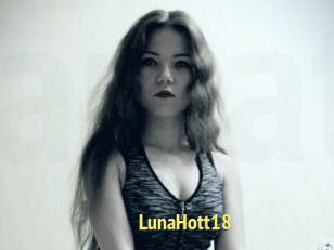 LunaHott18