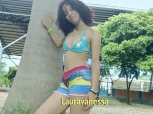 Lauravanessa