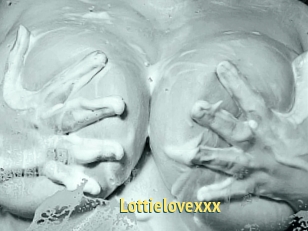 Lottielovexxx