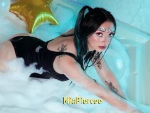MiaPiercee