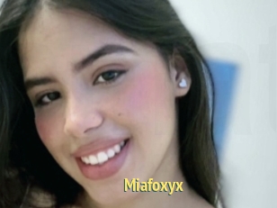Miafoxyx