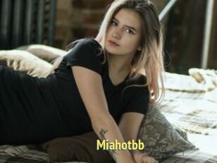 Miahotbb