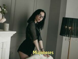 Miajoneses