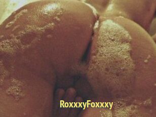 RoxxxyFoxxxy