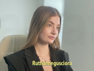 Ruthannegusciora