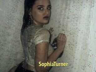 Sophia_Turner