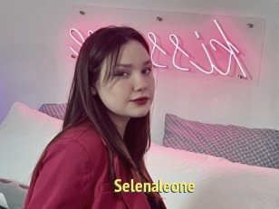 Selenaleone