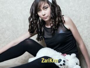 ZariKiss